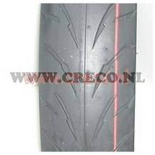 buitenband 17 inch 17 x 120 / 80 slick hf297 rs achter