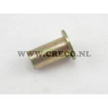 cre7003252.jpg