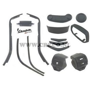 Complete styling / sierlijst set Vespa Sprint mat zwart 8-delig (tot 2018)